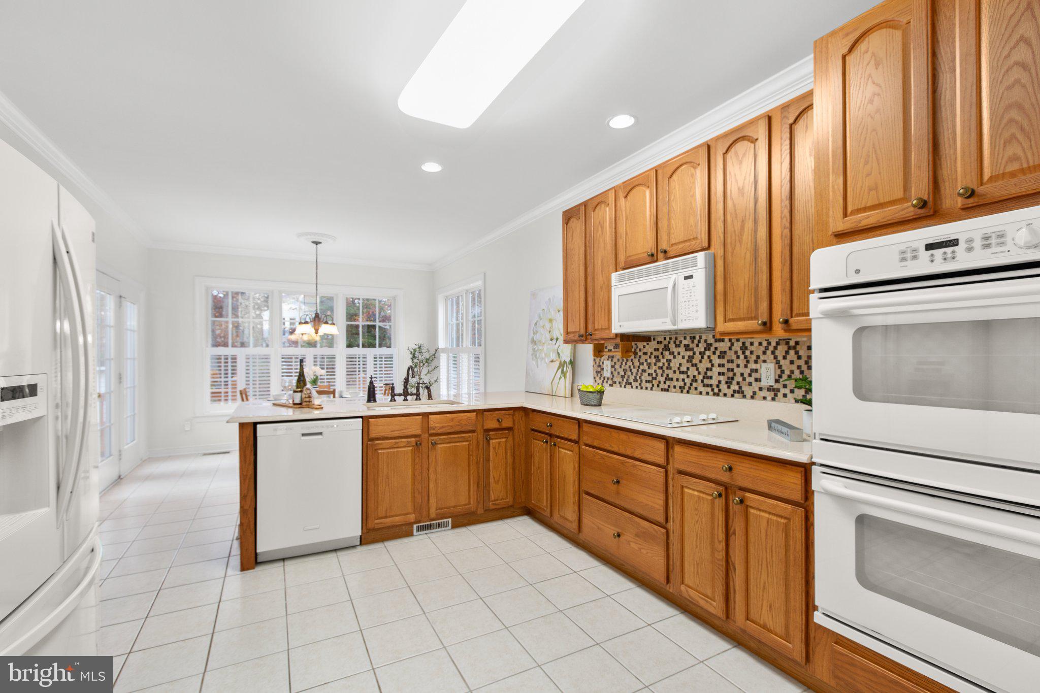 11012 Park Ridge Road Fredericksburg, VA 22408 - Photo 8 of 39 Spacious Kitchen w/ample storage and counterspace