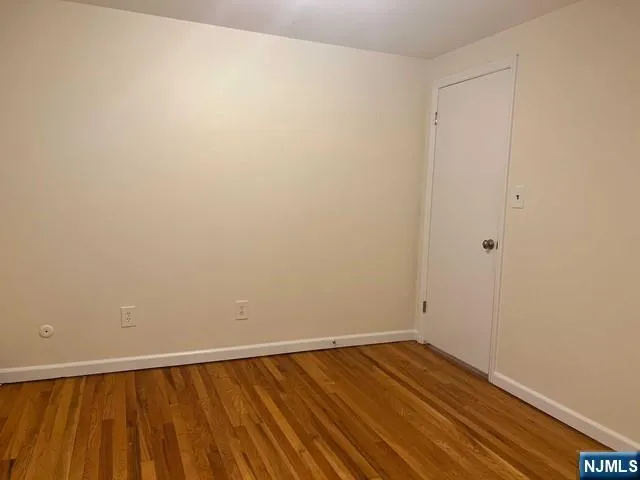 $1,880 | 316 Hamilton Street, Unit 2, Harrison, NJ 07029