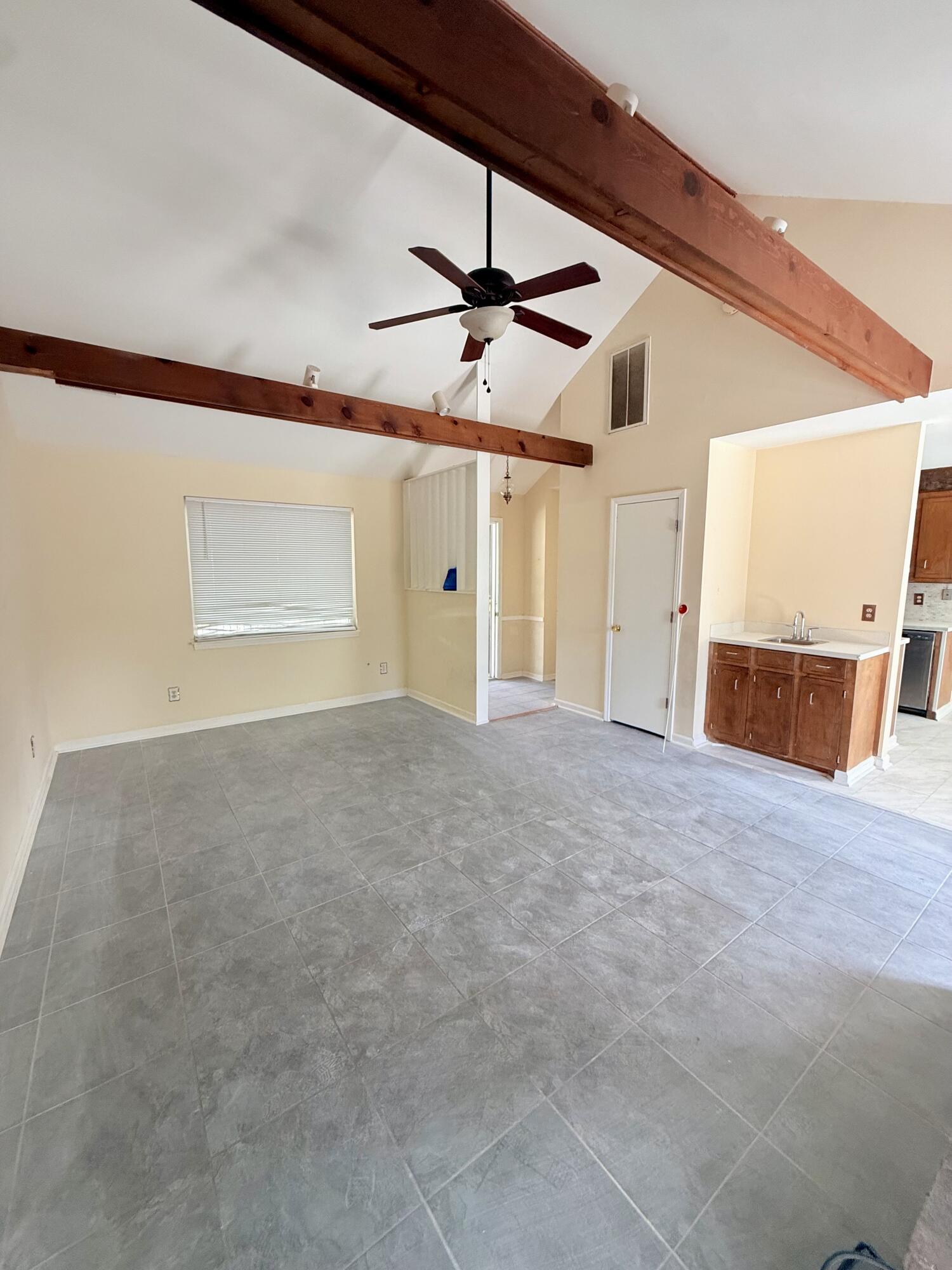 33 Delaware Road Goose Creek, SC 29445 - Photo 4 of 28 IMG_7369