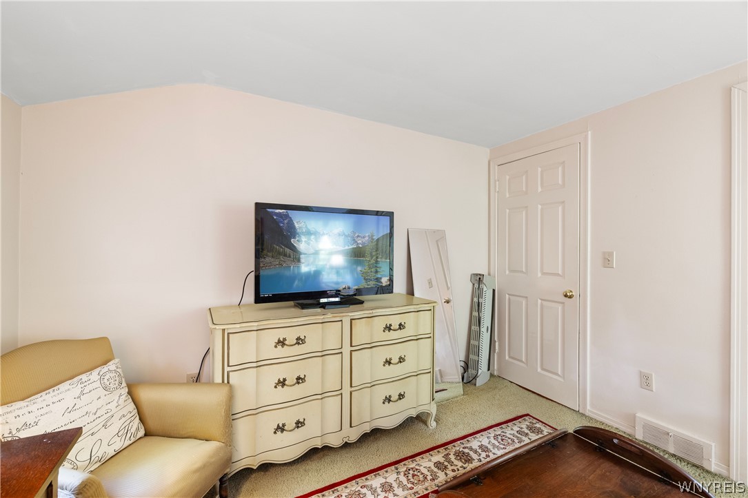 864 Ridge Road Lewiston, NY 14092 - Photo 29 of 41 Gallery Image 29