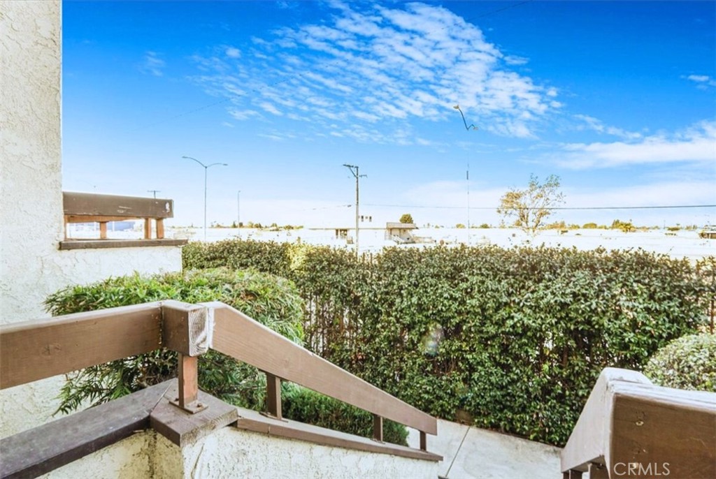 866 West Alondra Boulevard Compton, CA 90220 - Photo 19 of 22