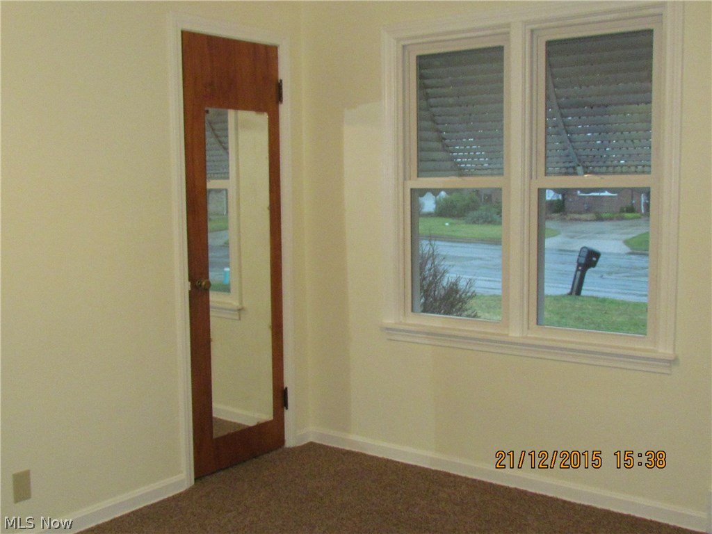 5200 West Ridgewood Drive Cleveland, OH 44134 - Photo 13 of 22