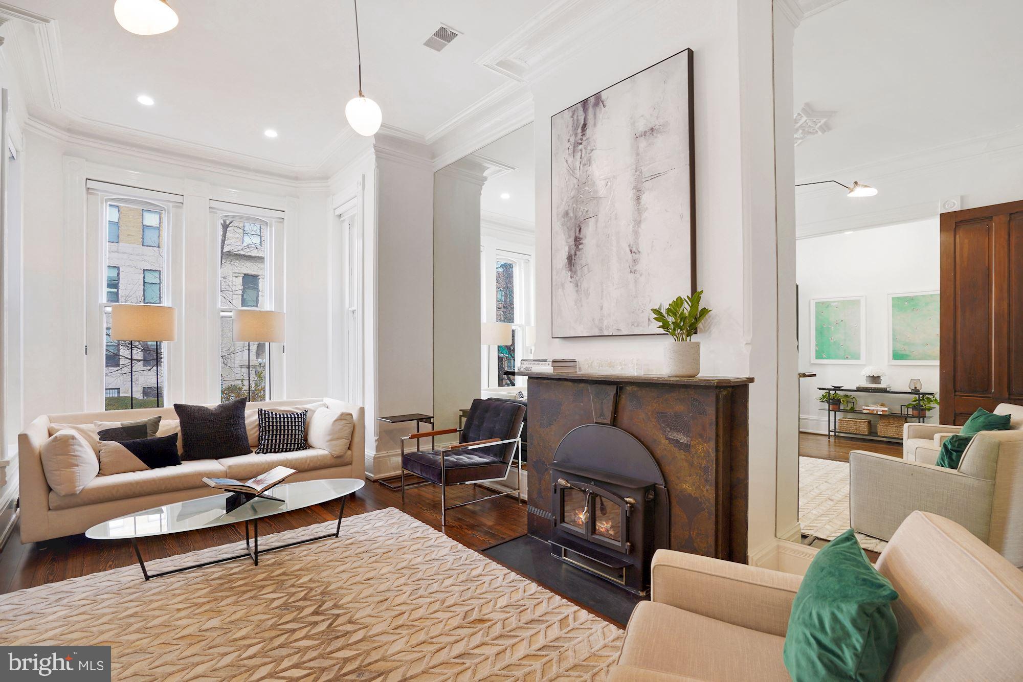 1610 Q Street Northwest Washington, DC 20009 - Photo 7 of 42 Living Room