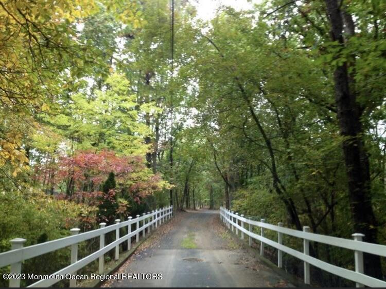 310 Easy Street Howell, NJ 07731 - Photo 40 of 45 FALL DRIVEWAY