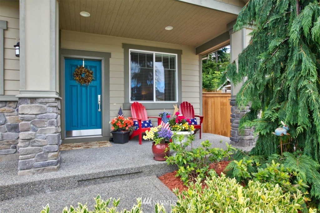 17004 15th Drive Southeast Bothell, WA 98012 - Photo 2 of 15 Gallery Image 2