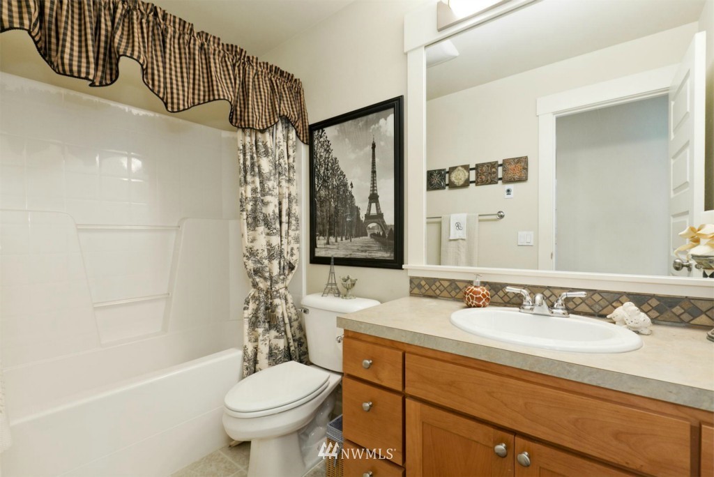 17004 15th Drive Southeast Bothell, WA 98012 - Photo 13 of 15 Gallery Image 13