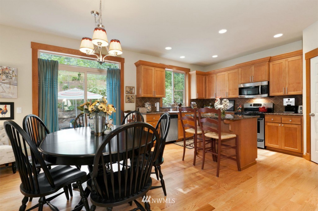 17004 15th Drive Southeast Bothell, WA 98012 - Photo 5 of 15 Gallery Image 5