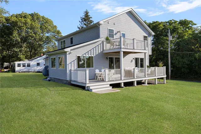 $859,900 | 311 Capron Farm Drive, Warwick, RI 02886