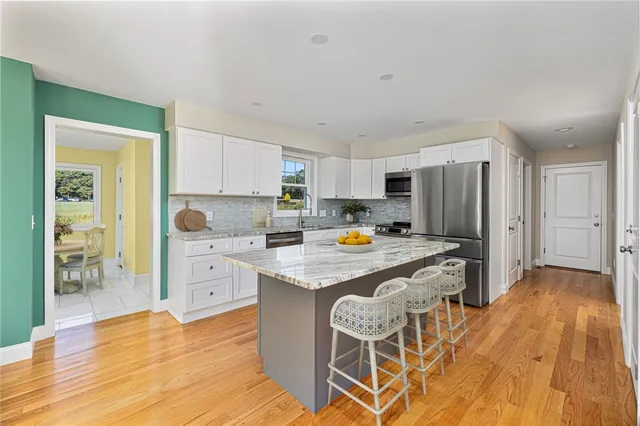 $859,900 | 311 Capron Farm Drive, Warwick, RI 02886