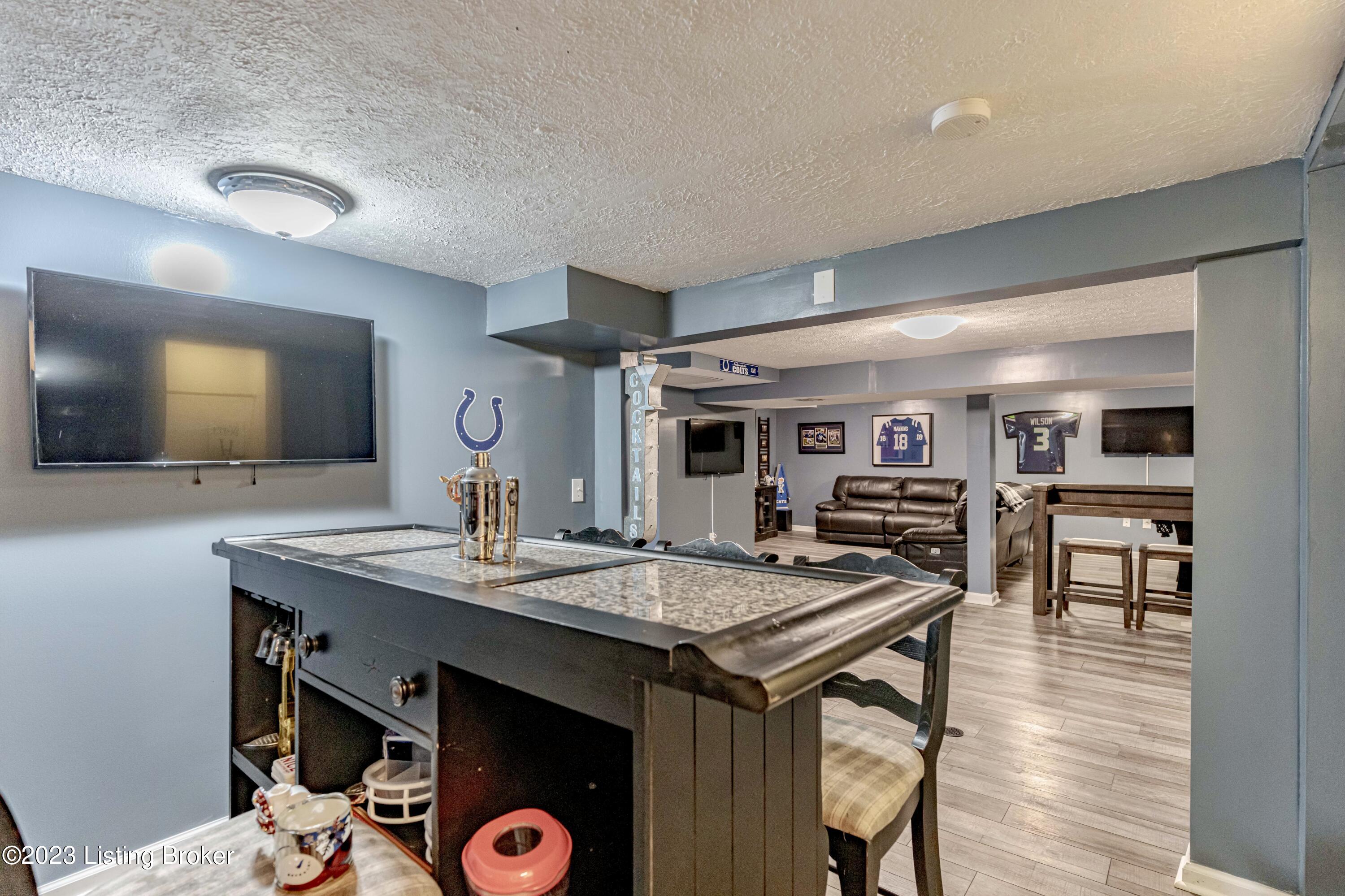 10806 St Rene Road Louisville, KY 40299 - Photo 44 of 76 DSC09662