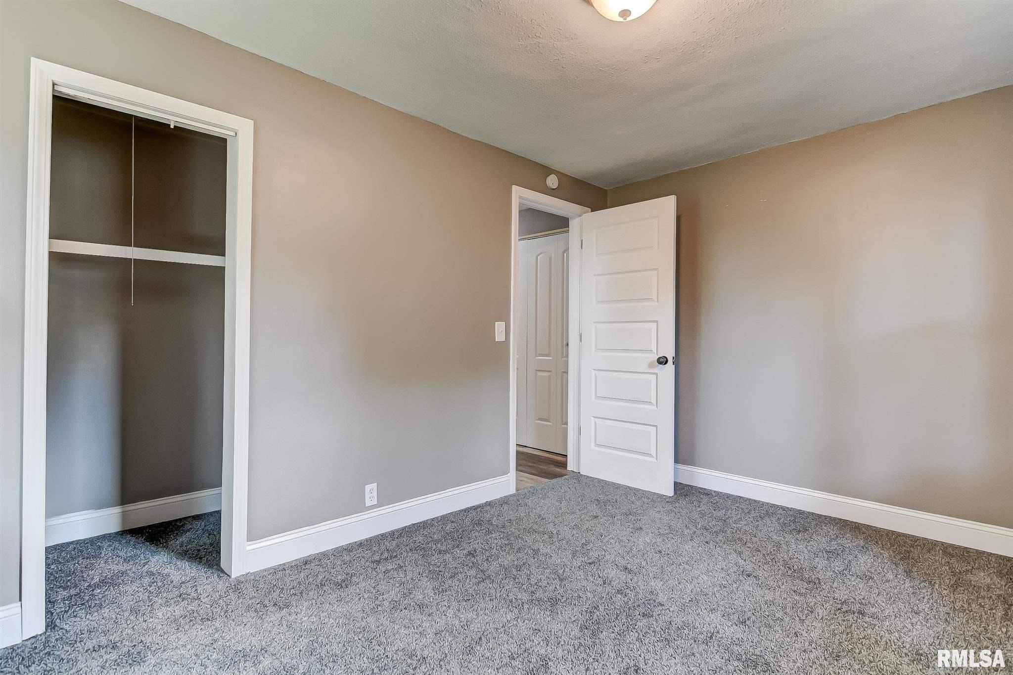 902 Franklin Street Pawnee, IL 62558 - Photo 18 of 33