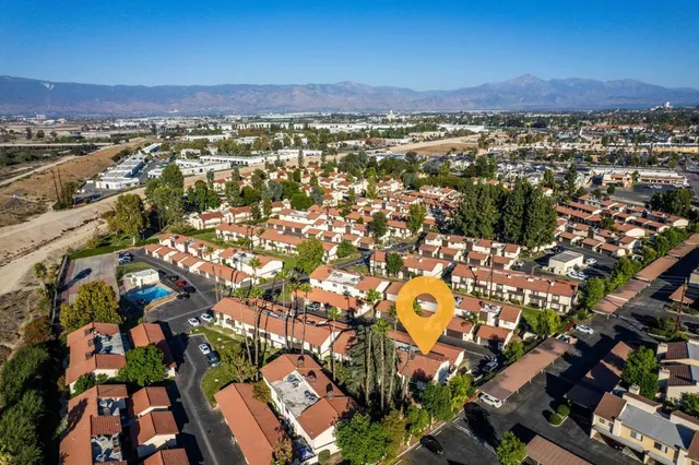 an aerial view of multiple house