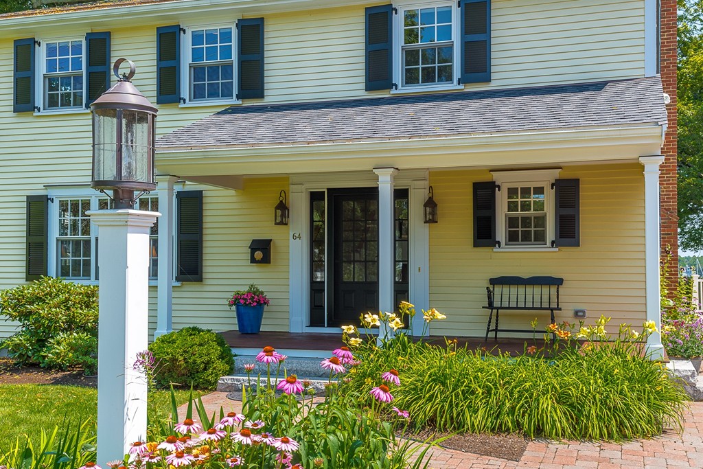 64 Gregory Street Marblehead, MA 01945 - Photo 2 of 26