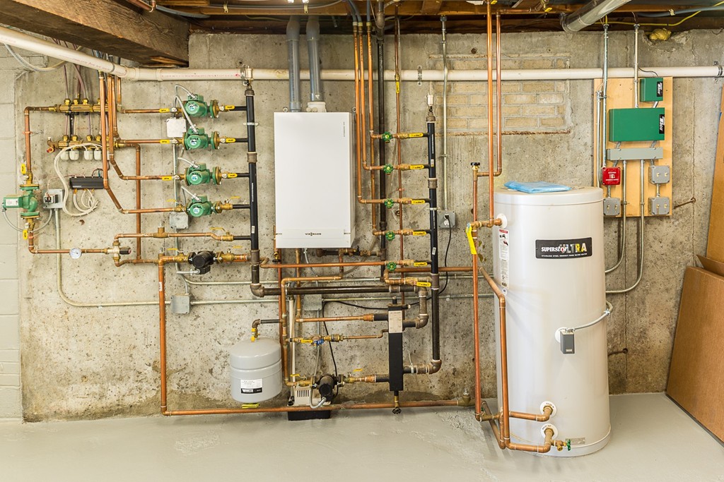 64 Gregory Street Marblehead, MA 01945 - Photo 25 of 26