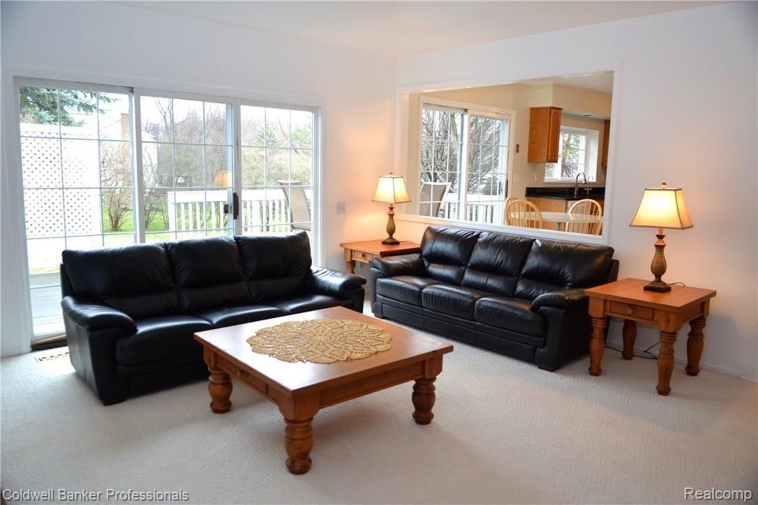 1544 Grandview Drive Rochester, MI 48306 - Photo 12 of 30 DSC_4356.JPG