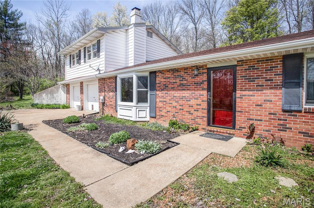 26152 Beltrees Road Dow, IL 62022 - Photo 3 of 40