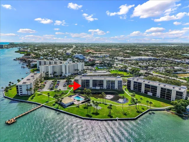 $487,000 | 200 Intracoastal Place, Unit 207, Tequesta, FL 33469
