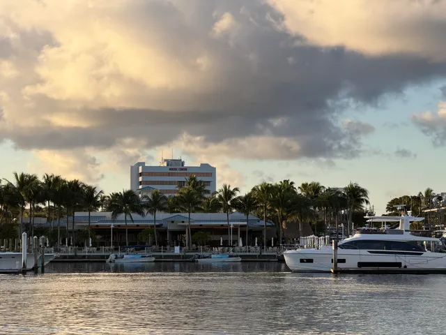 $487,000 | 200 Intracoastal Place, Unit 207, Tequesta, FL 33469