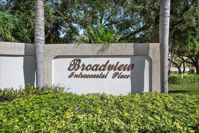 $487,000 | 200 Intracoastal Place, Unit 207, Tequesta, FL 33469