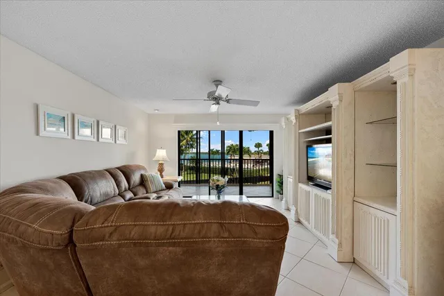 $487,000 | 200 Intracoastal Place, Unit 207, Tequesta, FL 33469