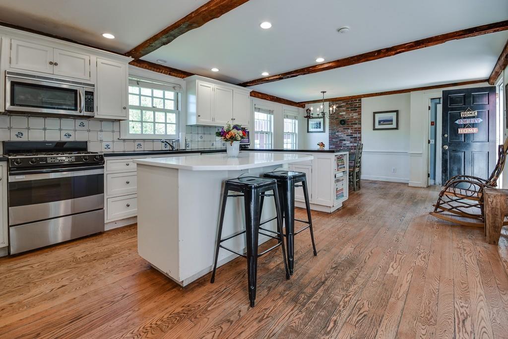 105 Farm Street Dover, MA 02030 - Photo 13 of 28