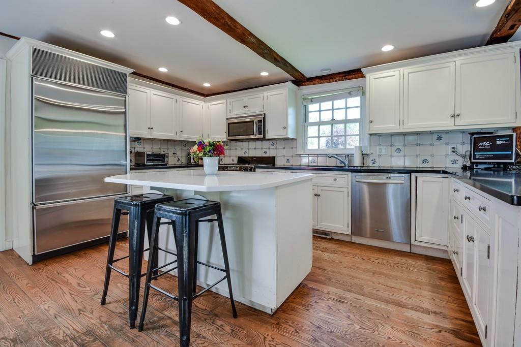 105 Farm Street Dover, MA 02030 - Photo 14 of 28