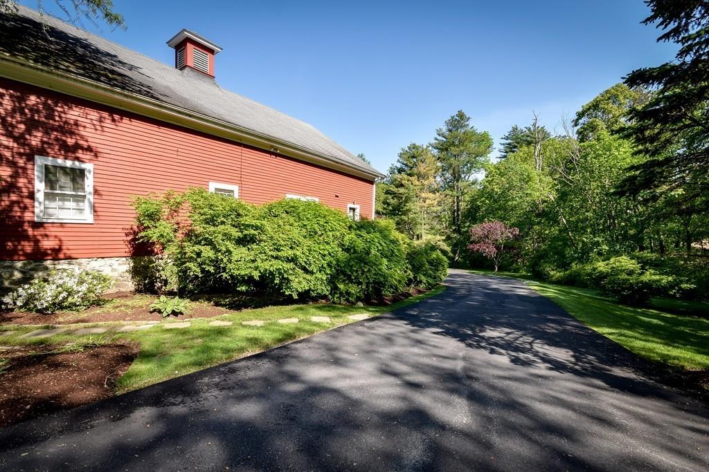 105 Farm Street Dover, MA 02030 - Photo 22 of 28