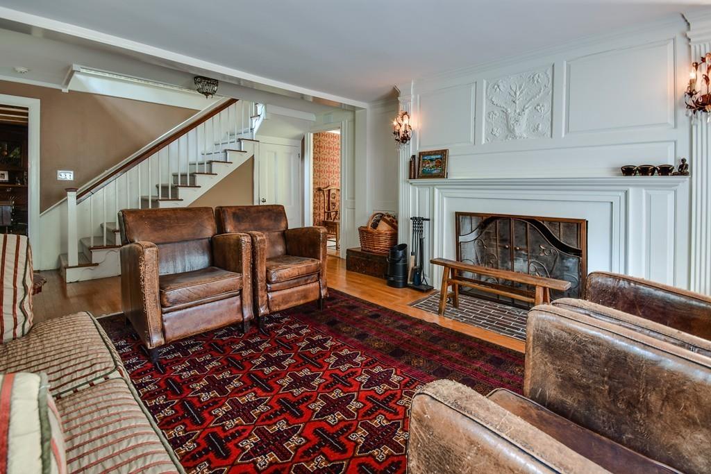 105 Farm Street Dover, MA 02030 - Photo 6 of 28