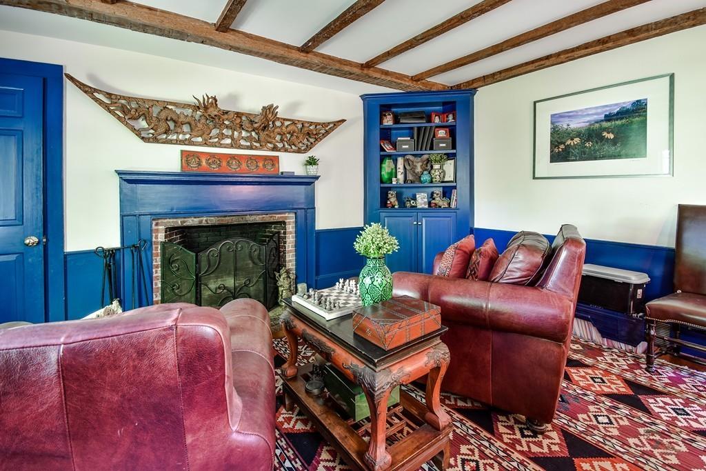 105 Farm Street Dover, MA 02030 - Photo 8 of 28
