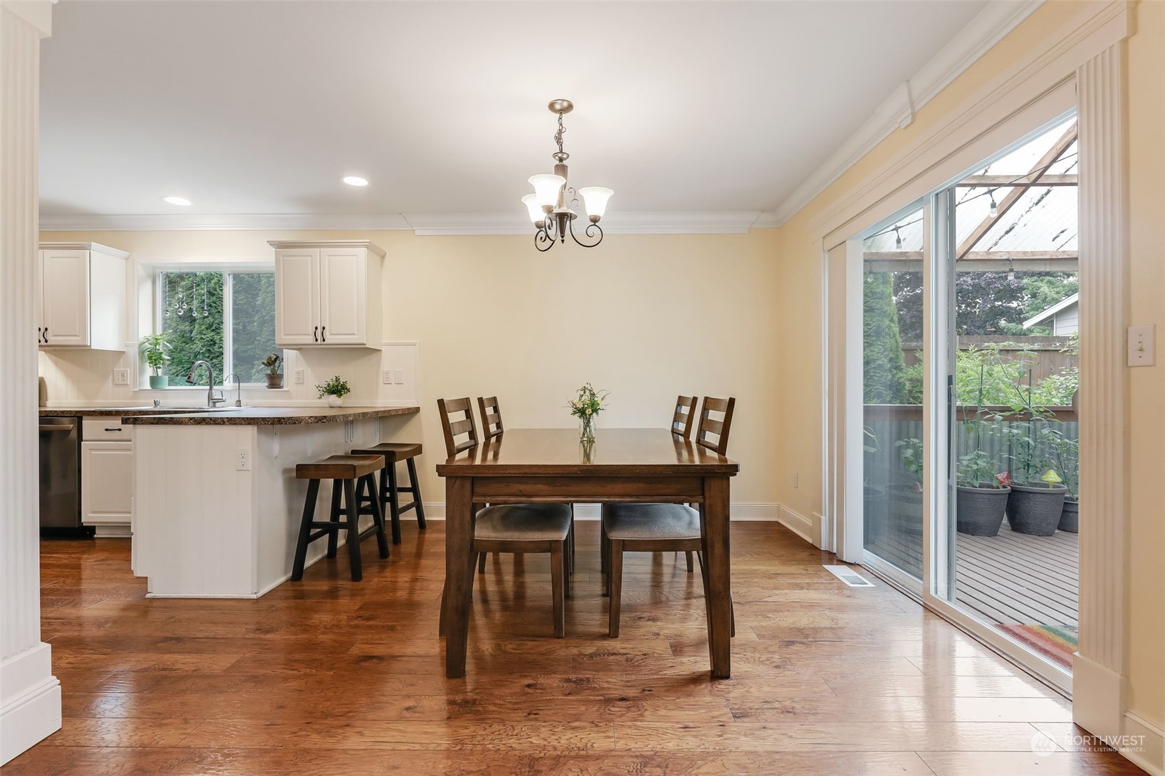 2525 Northwoods Loop Road Mount Vernon, WA 98273 - Photo 8 of 36 Gallery Image 8