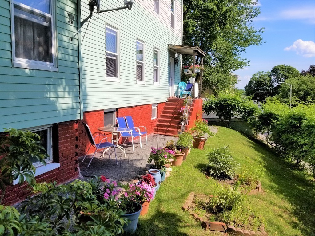 2 Louise Street Worcester, MA 01607 - Photo 17 of 19 Gallery Image 17