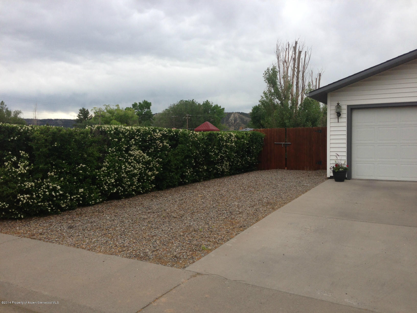1001 Arnold Court Rifle, CO 81650 - Photo 35 of 39 a view of a backyard