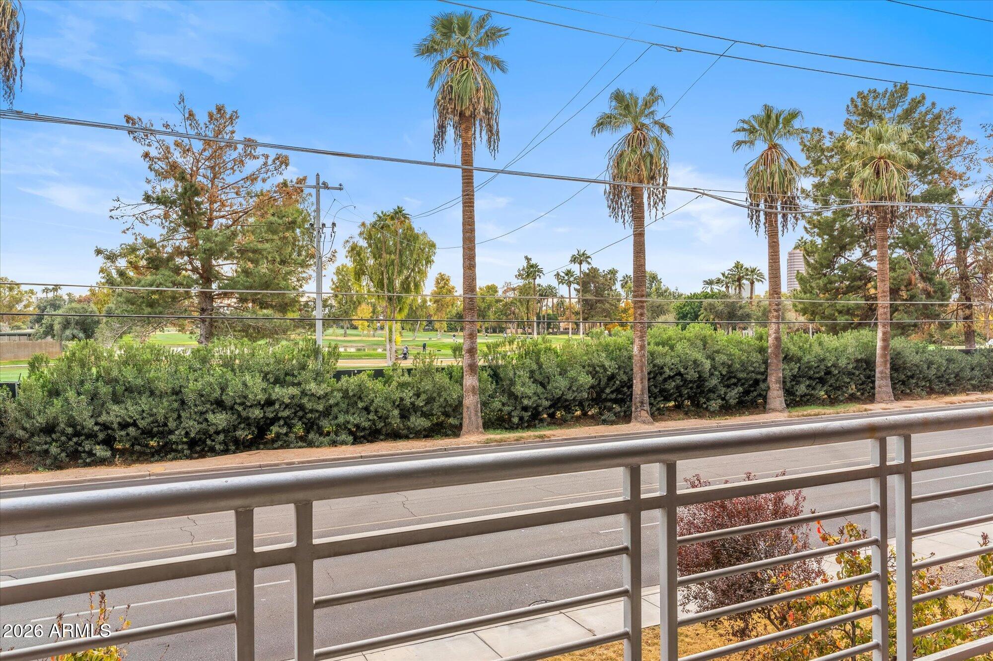 914 East Osborn Road, Unit 202 Phoenix, AZ 85014 - Photo 38 of 42 38-Balcony