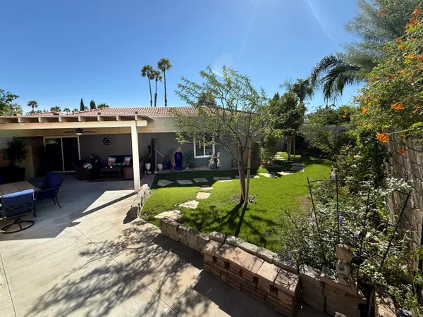 $369,000 | 1221 Sunflower Lane, Palm Springs, CA 92262