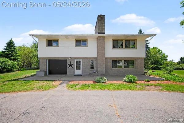 $274,900 | 119 Diversy Drive, Brooklyn, MI 49230