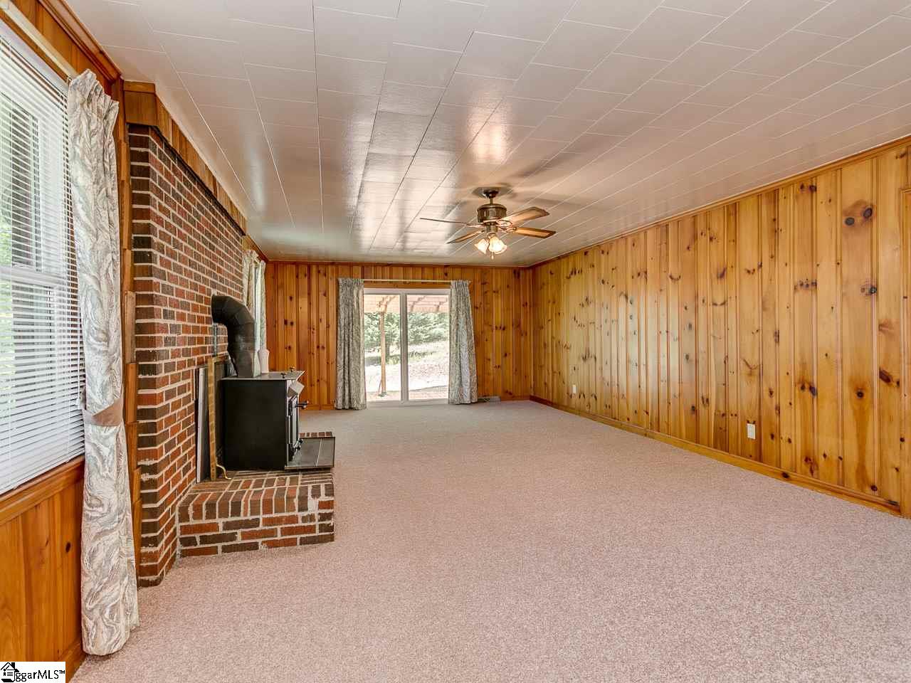 1406 Whiten Road Belton, SC 29627 - Photo 9 of 30