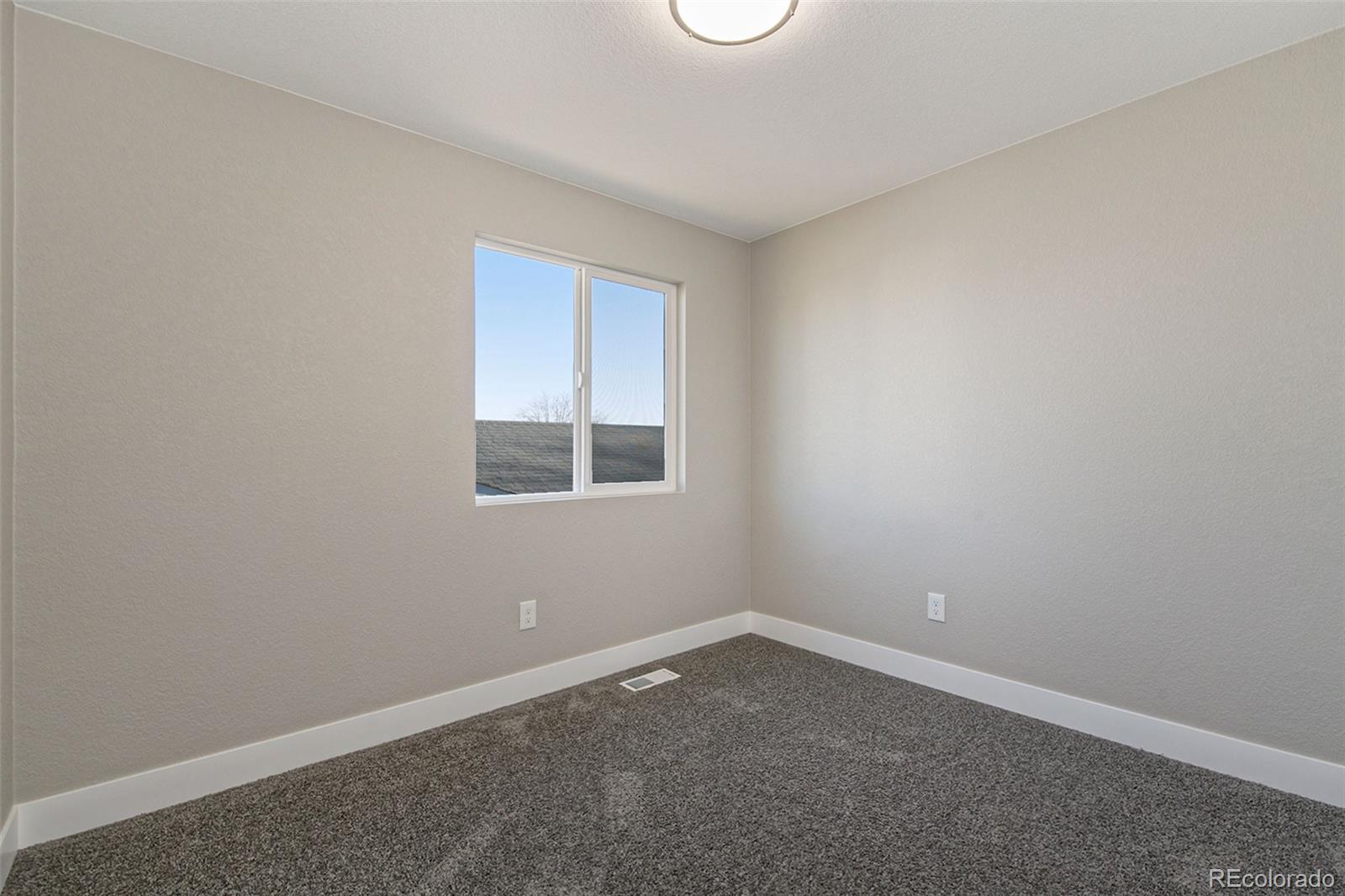 11368 Forest Drive Thornton, CO 80233 - Photo 14 of 21