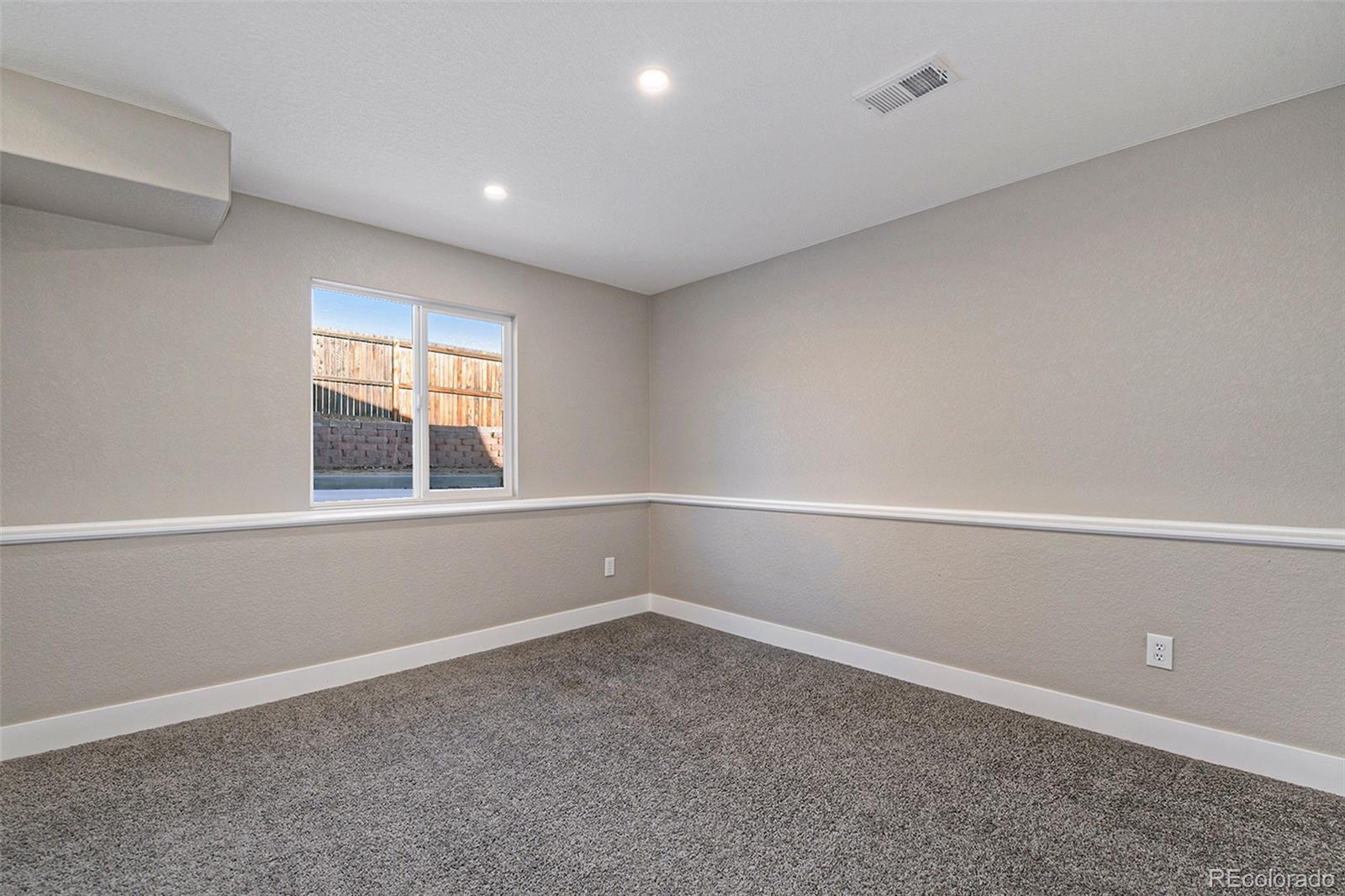 11368 Forest Drive Thornton, CO 80233 - Photo 17 of 21