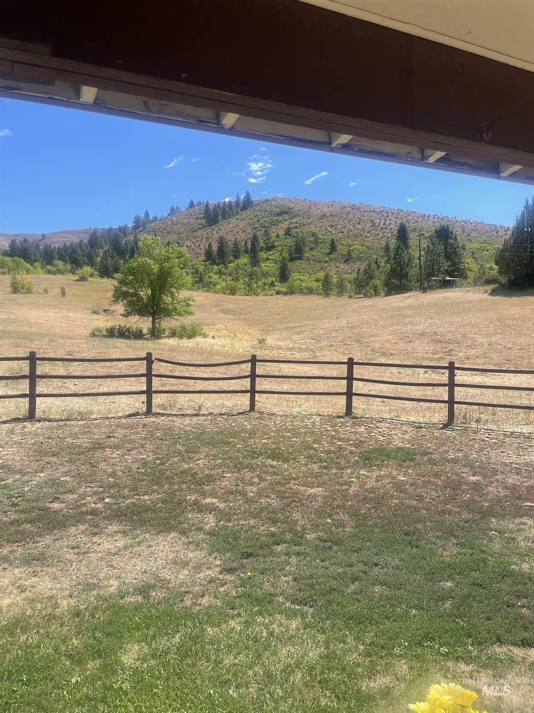 2002 Missman Road Council, ID 83612 - Photo 34 of 38 View of yard with a rural view
