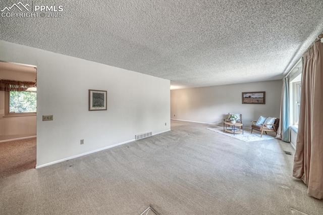 540 Gilcrest Road Colorado Springs, CO 80906 - Photo 5 of 42