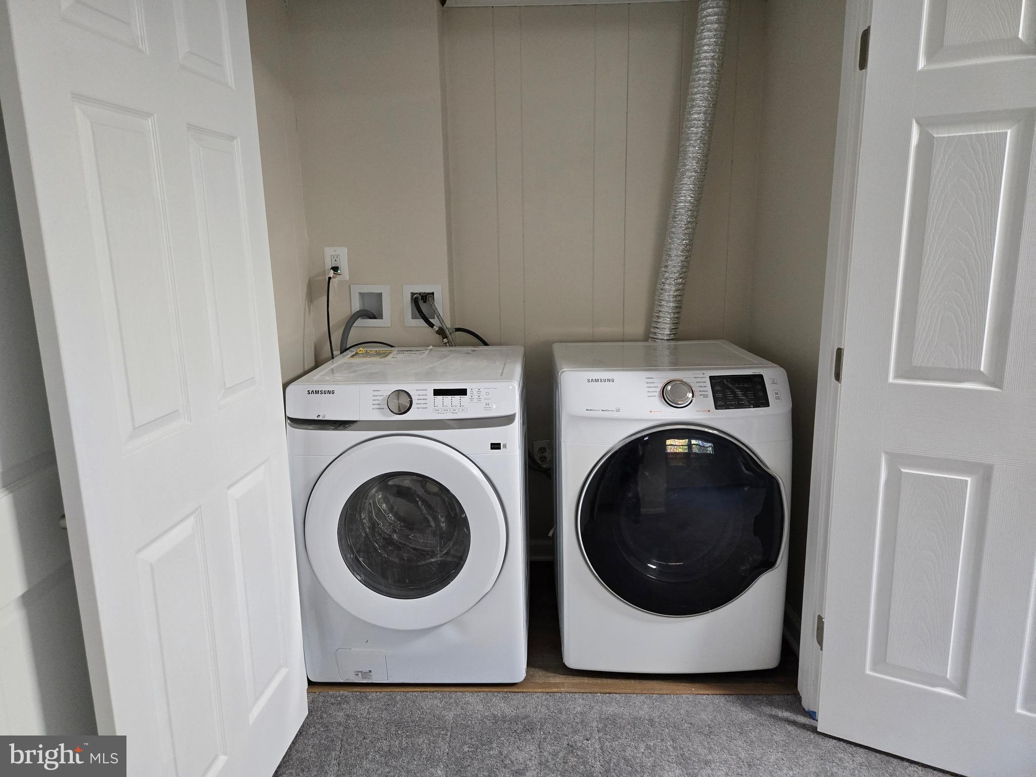 341 South 26th Street, Unit A Purcellville, VA 20132 - Photo 33 of 33 a utility room with dryer and washer