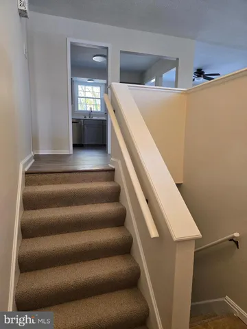 $2,900 | 341 South 26th Street, Unit A, Purcellville, VA 20132