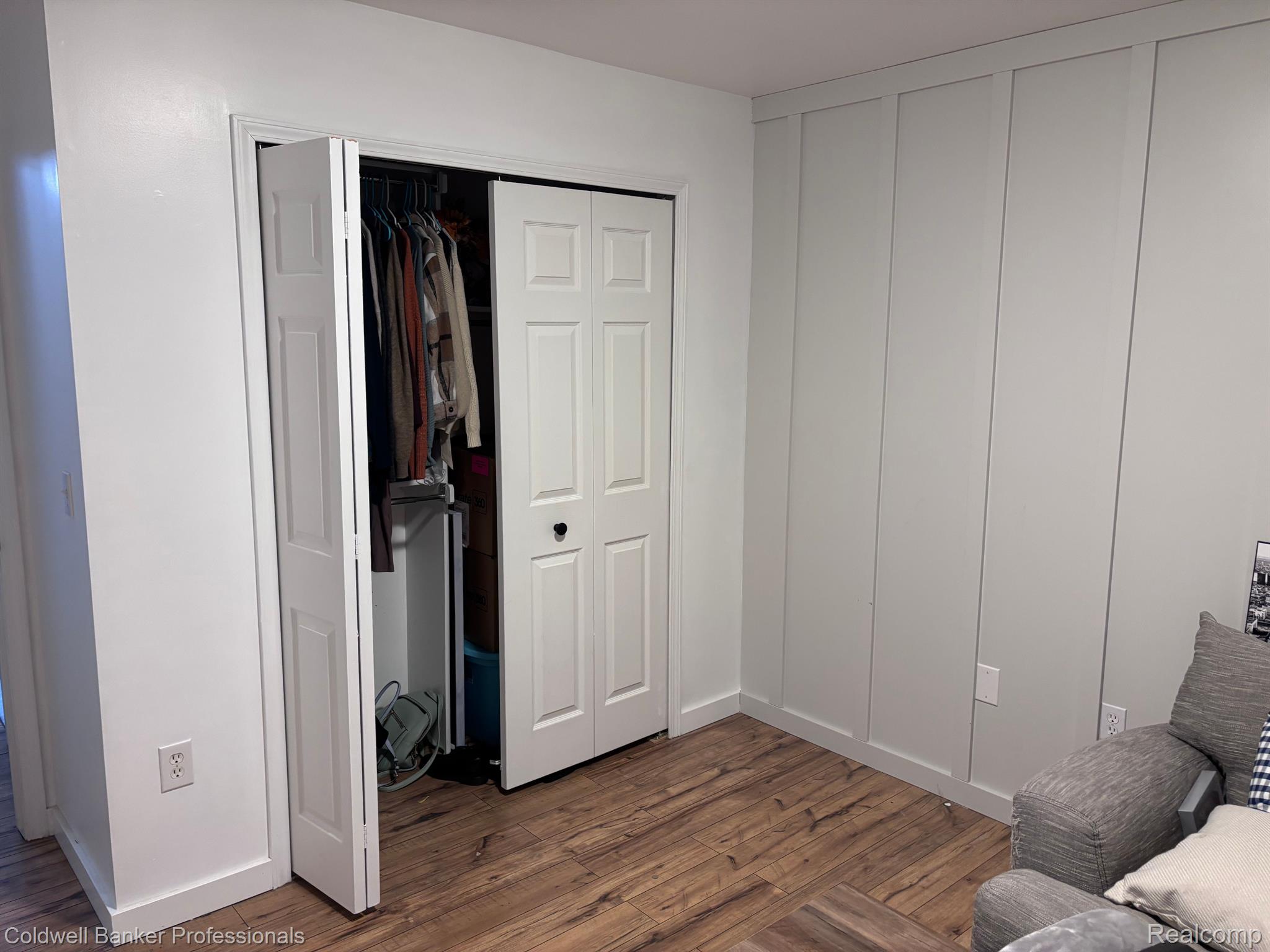 33540 Utica Road, Unit 13 Fraser, MI 48026 - Photo 15 of 20 Bedroom closet