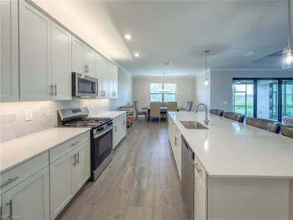 $669,000 | 20489 Verawood Loop, Estero, FL 33928