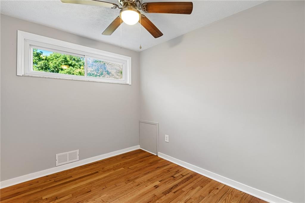 2993 Brodhead Road Aliquippa, PA 15001 - Photo 9 of 25 Gallery Image 9