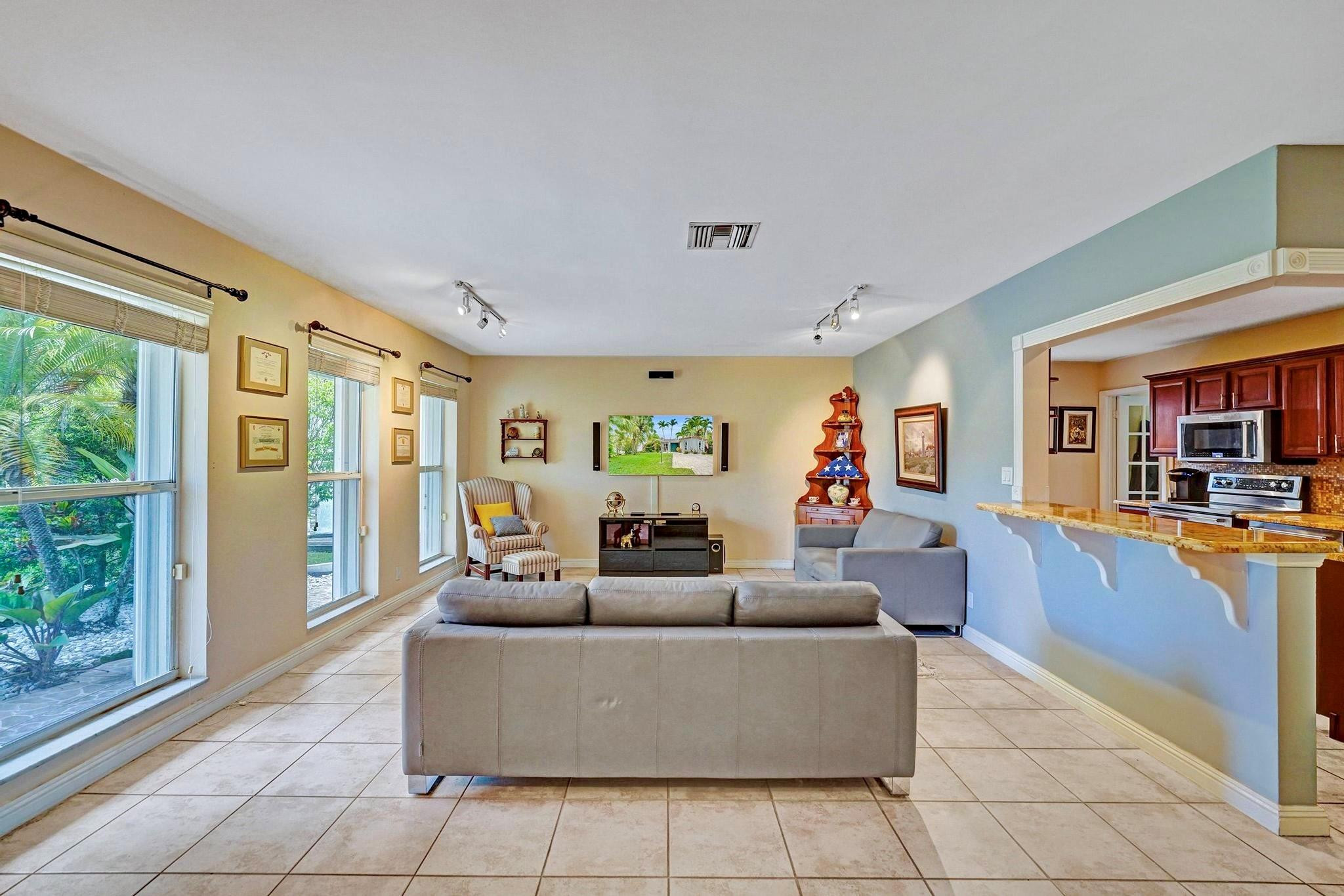 1234 Buchanan Street Hollywood, FL 33019 - Photo 12 of 42 Photo 12