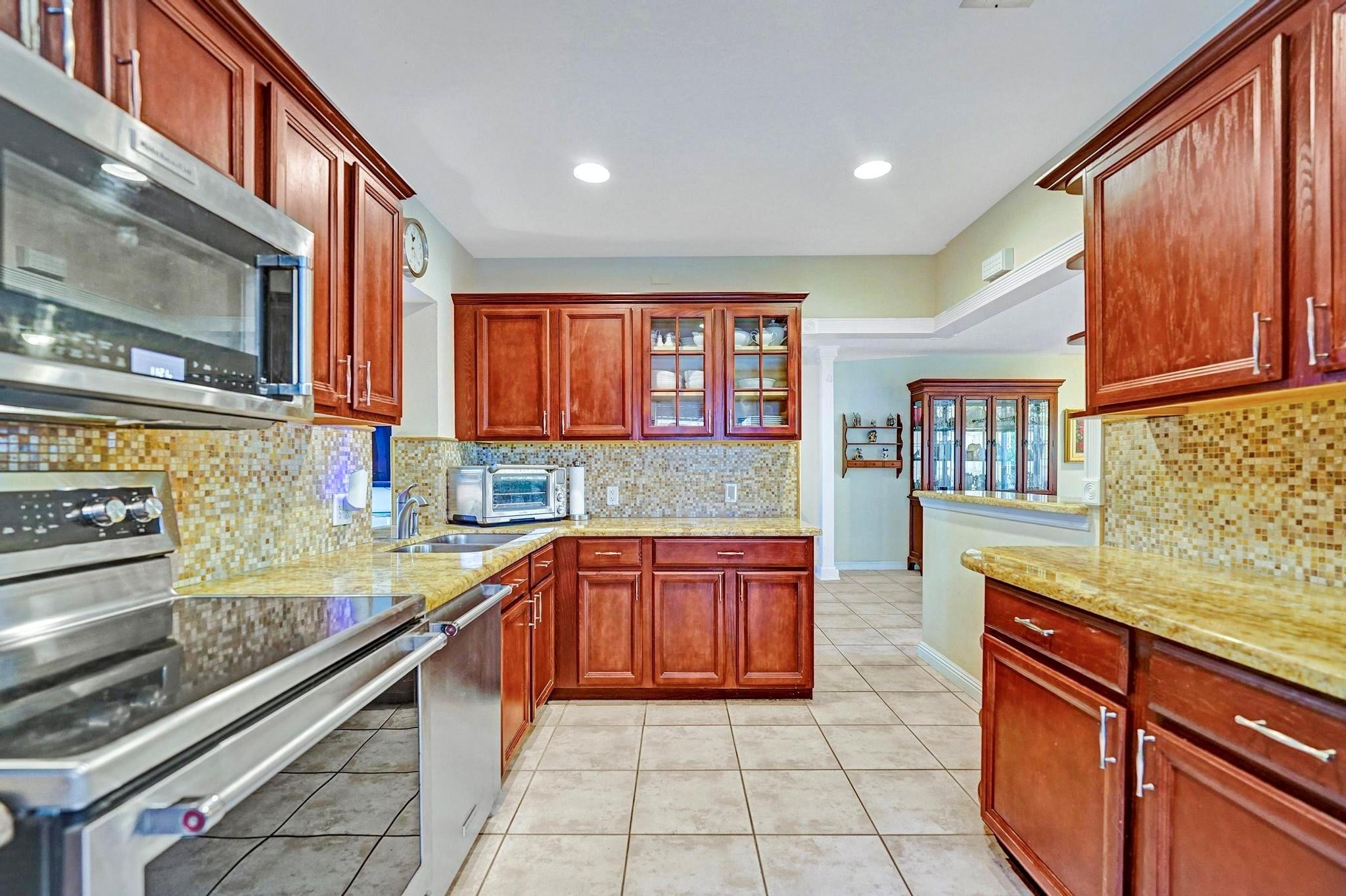 1234 Buchanan Street Hollywood, FL 33019 - Photo 18 of 42 Photo 18