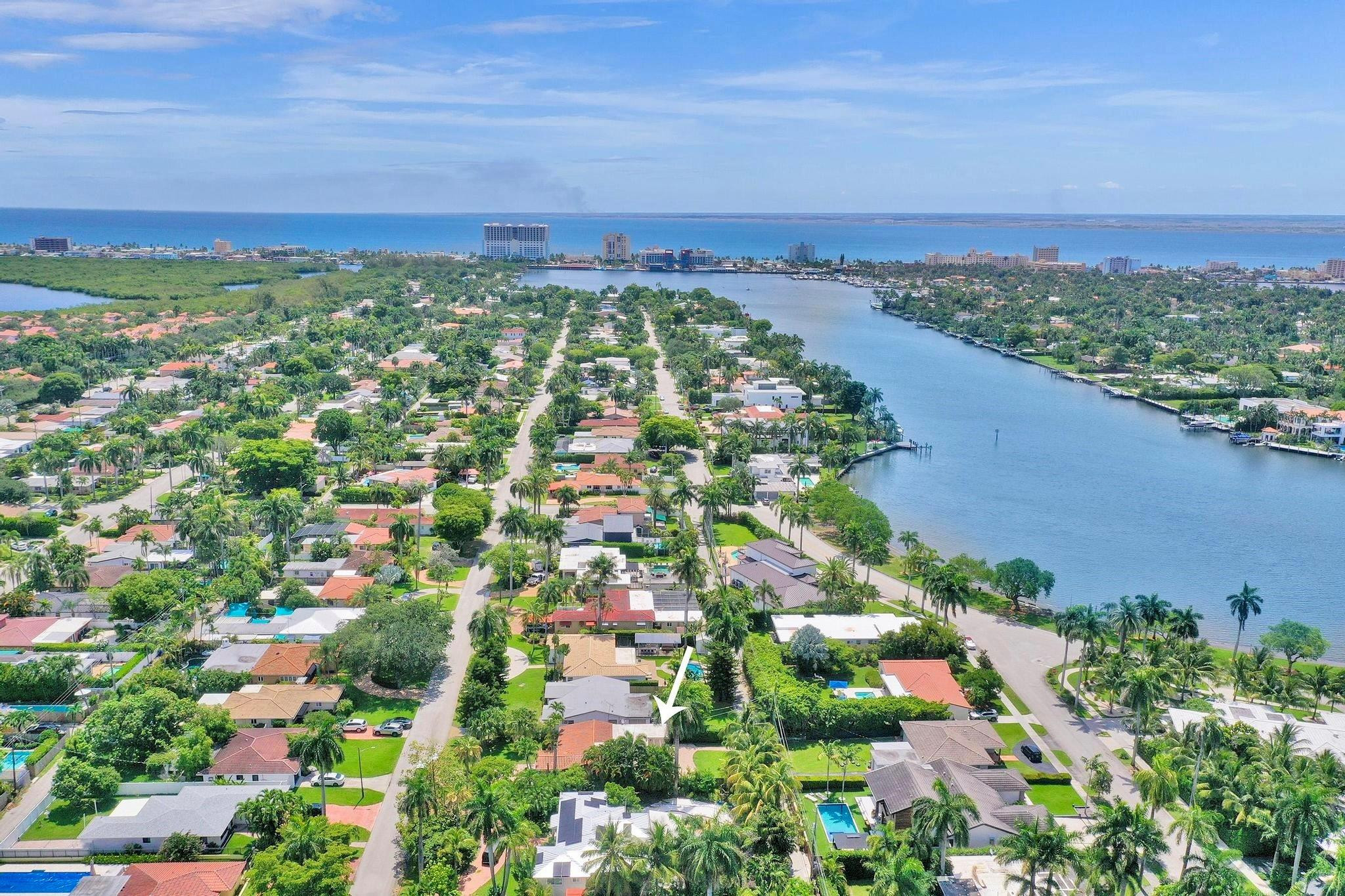 1234 Buchanan Street Hollywood, FL 33019 - Photo 2 of 42 Photo 2