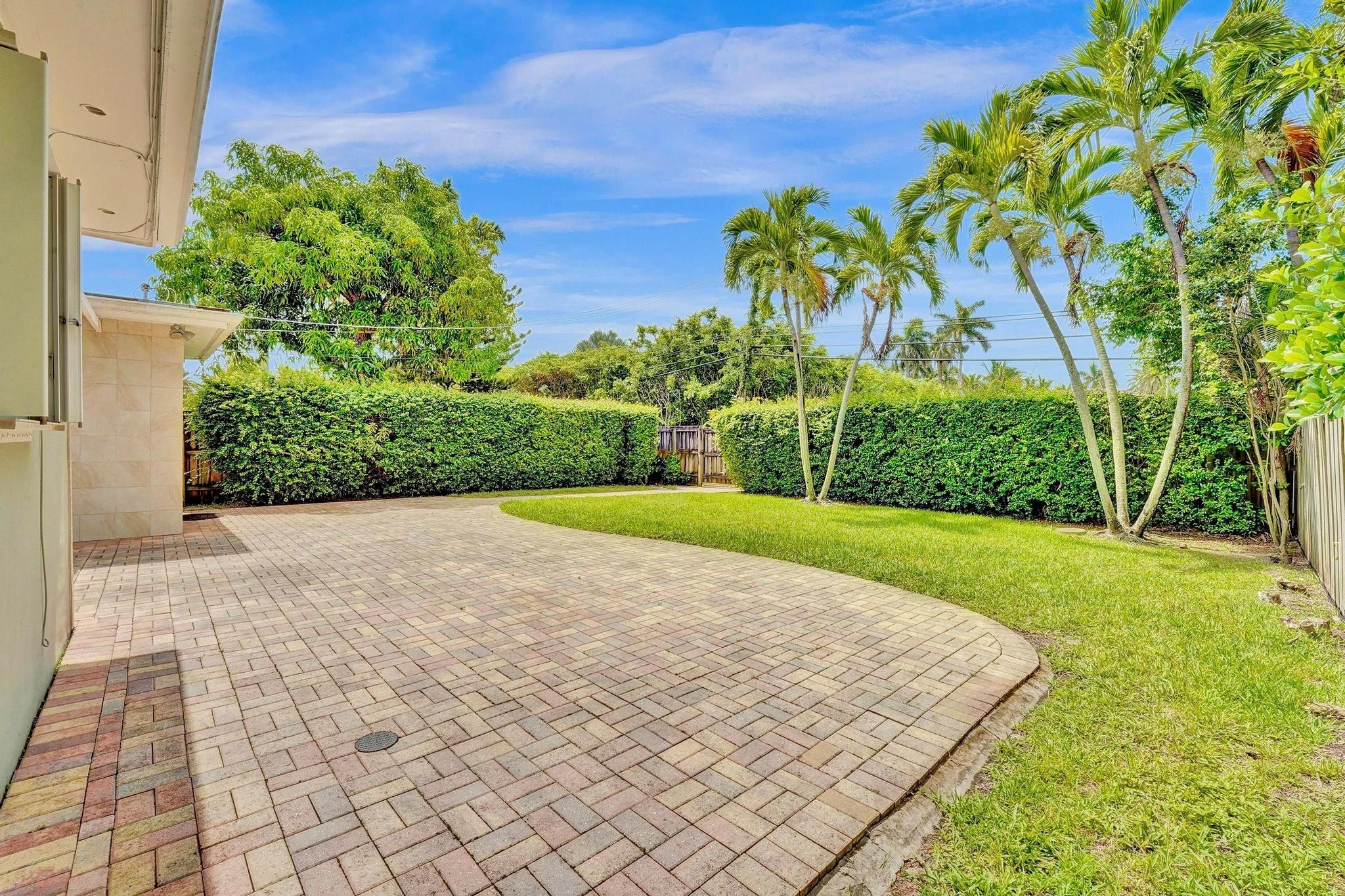 1234 Buchanan Street Hollywood, FL 33019 - Photo 38 of 42 Photo 38