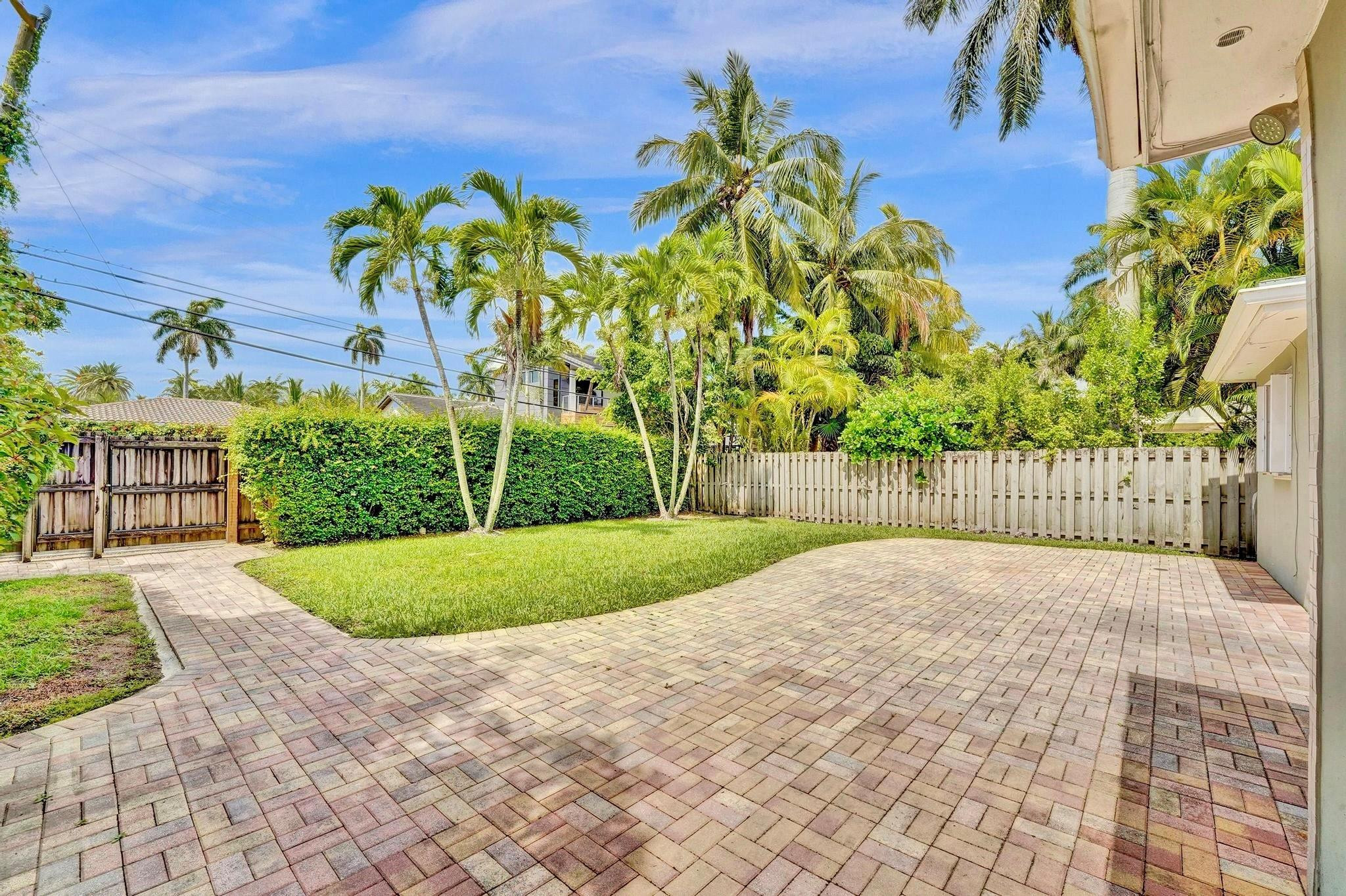 1234 Buchanan Street Hollywood, FL 33019 - Photo 9 of 42 Photo 9